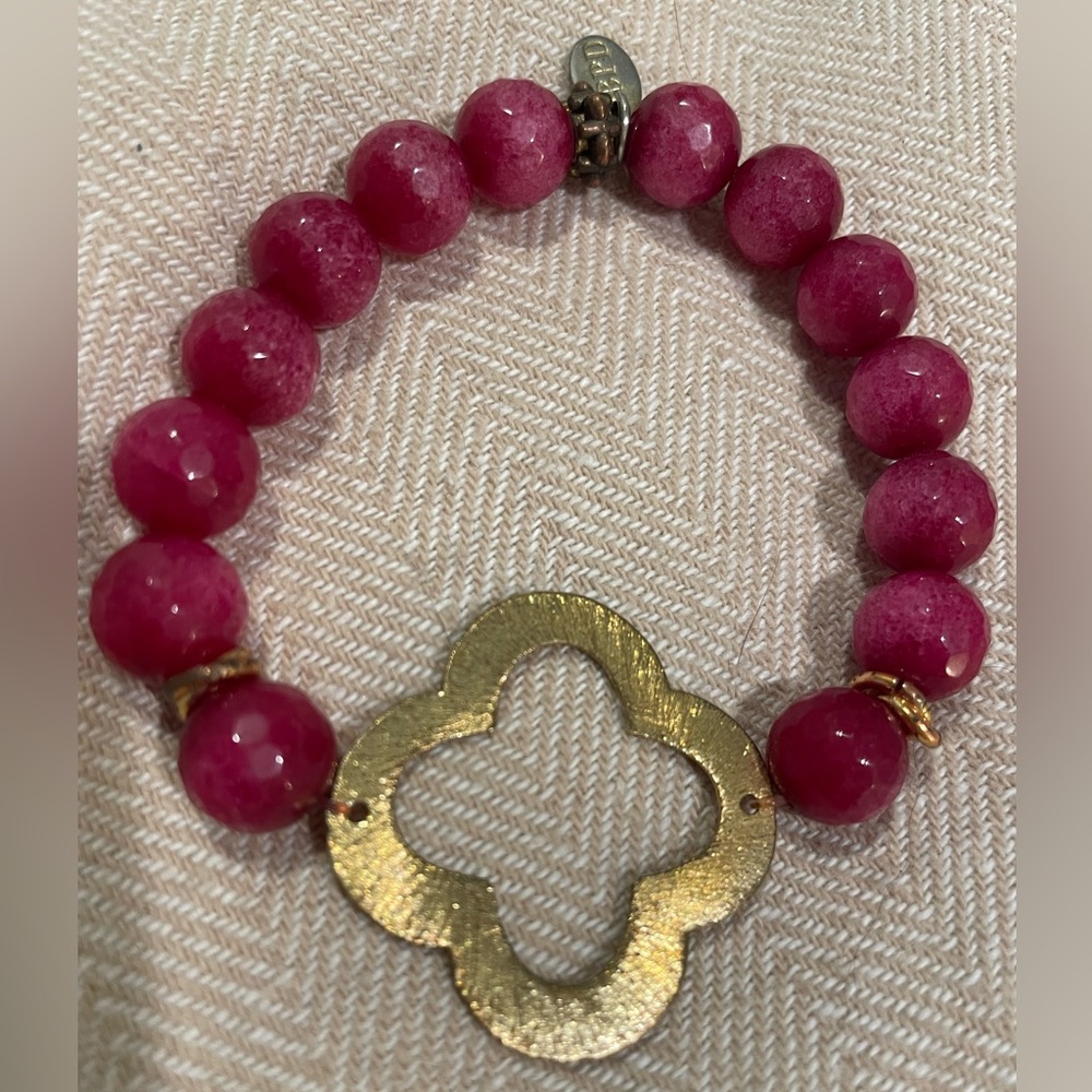 Betsy Pittard Designs stretchy bead bracelet with gold.